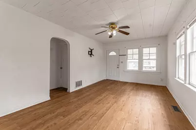 2012 17th Avenue, Rockford, IL 61104 - Photo 8