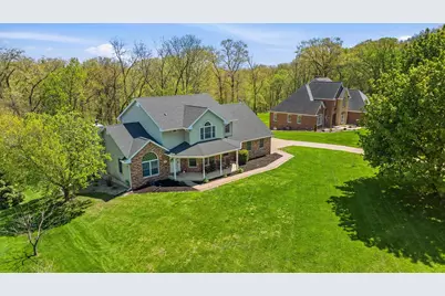71 Ford Drive, East Dubuque, IL 61025 - Photo 2