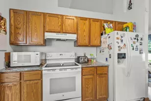 7396 Countryshire Ln, Rockford, IL 61107 - Photo 14