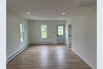 406 S Willow Street, Granville, IL 61326 - Photo 6