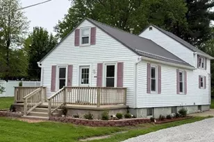 406 S Willow St, Granville, IL 61326 - Photo 1