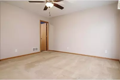 12014 Baneberry Dr #32, Roscoe, IL 61073 - Photo 24