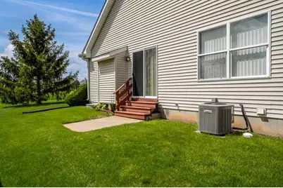 12014 Baneberry Dr #32, Roscoe, IL 61073 - Photo 6
