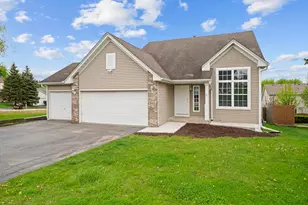 3095 Bauer Dr, Machesney Park, IL 61115 - Photo 2