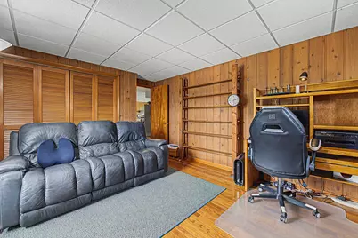 1334 S Blackhawk Avenue, Freeport, IL 61032 - Photo 16