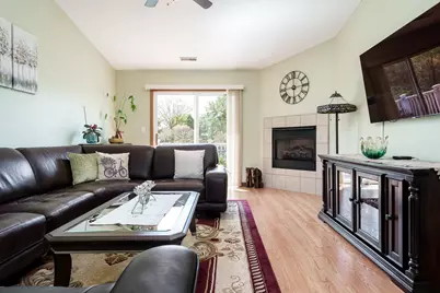 6307 Oak Crest Lane, Loves Park, IL 61111 - Photo 6