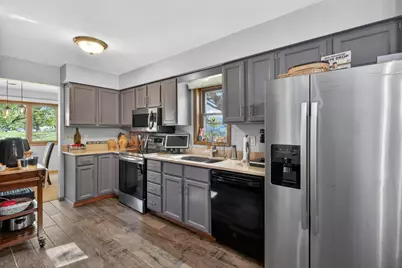 796 Tulip Ln #23, Rockford, IL 61107 - Photo 8
