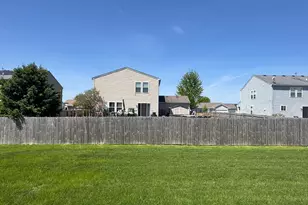 1581 Parkside Dr, Belvidere, IL 61008 - Photo 26