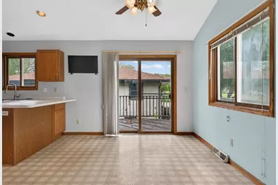 3052 Breezeway Drive, Rockford, IL 61109 - Photo 8