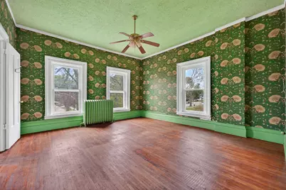 401 E Lincoln Avenue, Belvidere, IL 61008 - Photo 28
