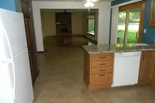 5933 Creekside Ln, Rockford, IL 61114 - Photo 6