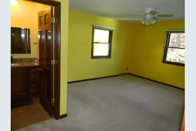 5933 Creekside Lane, Rockford, IL 61114 - Photo 16