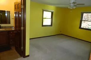 5933 Creekside Ln, Rockford, IL 61114 - Photo 16