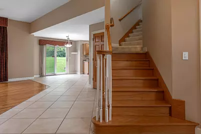 5335 Parliament Place, Rockford, IL 61107 - Photo 8