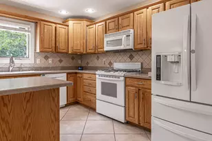 5335 Parliament Pl, Rockford, IL 61107 - Photo 22