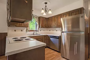 6838 Squaw Prairie Rd, Belvidere, IL 61008 - Photo 12