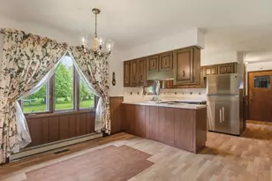 6838 Squaw Prairie Rd, Belvidere, IL 61008 - Photo 10