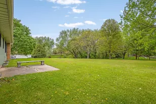 6838 Squaw Prairie Rd, Belvidere, IL 61008 - Photo 38
