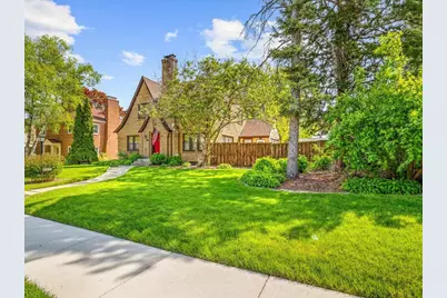 117 N Highland Avenue, Rockford, IL 61107 - Photo 4