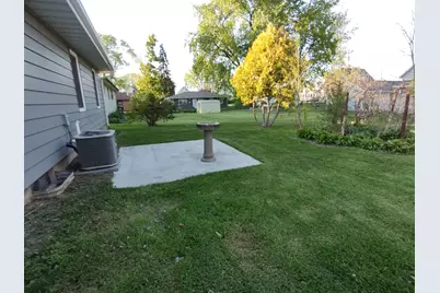 617 Gardner Street, Belvidere, IL 61008 - Photo 4