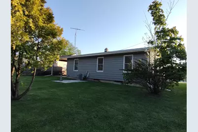 617 Gardner Street, Belvidere, IL 61008 - Photo 6