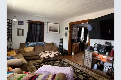 902 10th Avenue, Rockford, IL 61104 - Photo 2