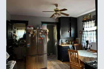 902 10th Avenue, Rockford, IL 61104 - Photo 6
