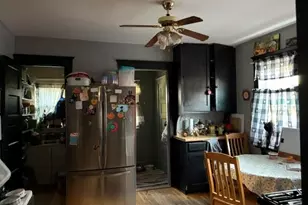 902 10th Ave, Rockford, IL 61104 - Photo 6