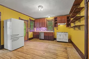 748 Dewey Ave, Galena, IL 61036 - Photo 8