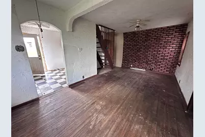 2855 W Florence Rd, Freeport, IL 61032 - Photo 4