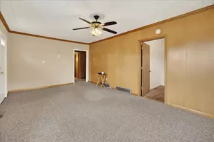 199 E Wilson Ave, Machesney Park, IL 61115 - Photo 6