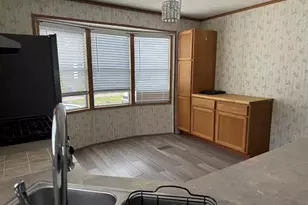 2705 St Vincents Unit #2 Ave, Lasalle, IL 61301 - Photo 8