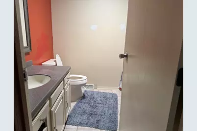 2041 Winchester Drive, Freeport, IL 61032 - Photo 22