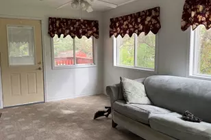 2041 Winchester Dr, Freeport, IL 61032 - Photo 2