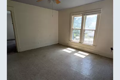 1315 S Rotzler Avenue, Freeport, IL 61032 - Photo 16