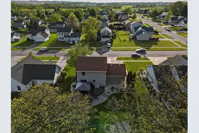 849 N Seven Hickory Drive, Byron, IL 61010 - Photo 32