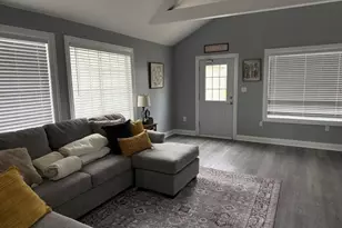 1981 E 8th Rd, Tonica, IL 61370 - Photo 6