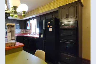100 N State Street, Poplar Grove, IL 61065 - Photo 16