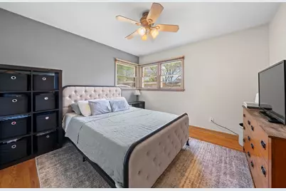 916 Hawthorne Avenue, Rockford, IL 61108 - Photo 12