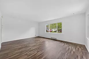 3508 Fremont St, Rockford, IL 61103 - Photo 4