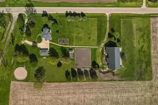 10538 N Pecatonica (5+ac) Rd, Leaf River, IL 61047 - Photo 58