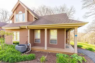 108 Walnut Hill Dr, Galena, IL 61036 - Photo 1