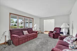 7455 Bermuda Dr, Rockford, IL 61109 - Photo 8