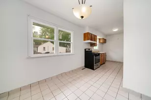 1336 Carbaugh Ave, Rockford, IL 61101 - Photo 6