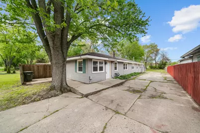 1336 Carbaugh Avenue, Rockford, IL 61101 - Photo 1