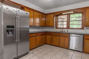 316 W Perry St, Belvidere, IL 61008 - Photo 8