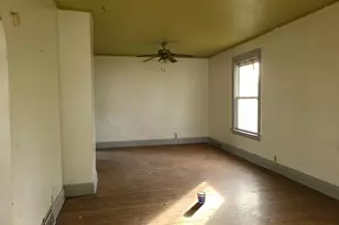 731 Napoleon St, Rockford, IL 61103 - Photo 2
