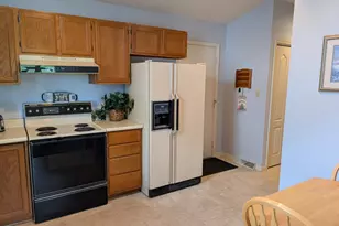 3444 Daren Dr, Freeport, IL 61032 - Photo 8