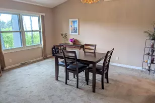 3444 Daren Dr, Freeport, IL 61032 - Photo 6