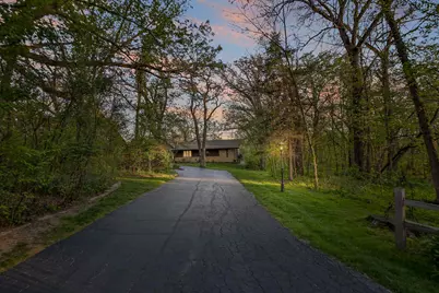 12304 N Ledges Drive, Roscoe, IL 61073 - Photo 2